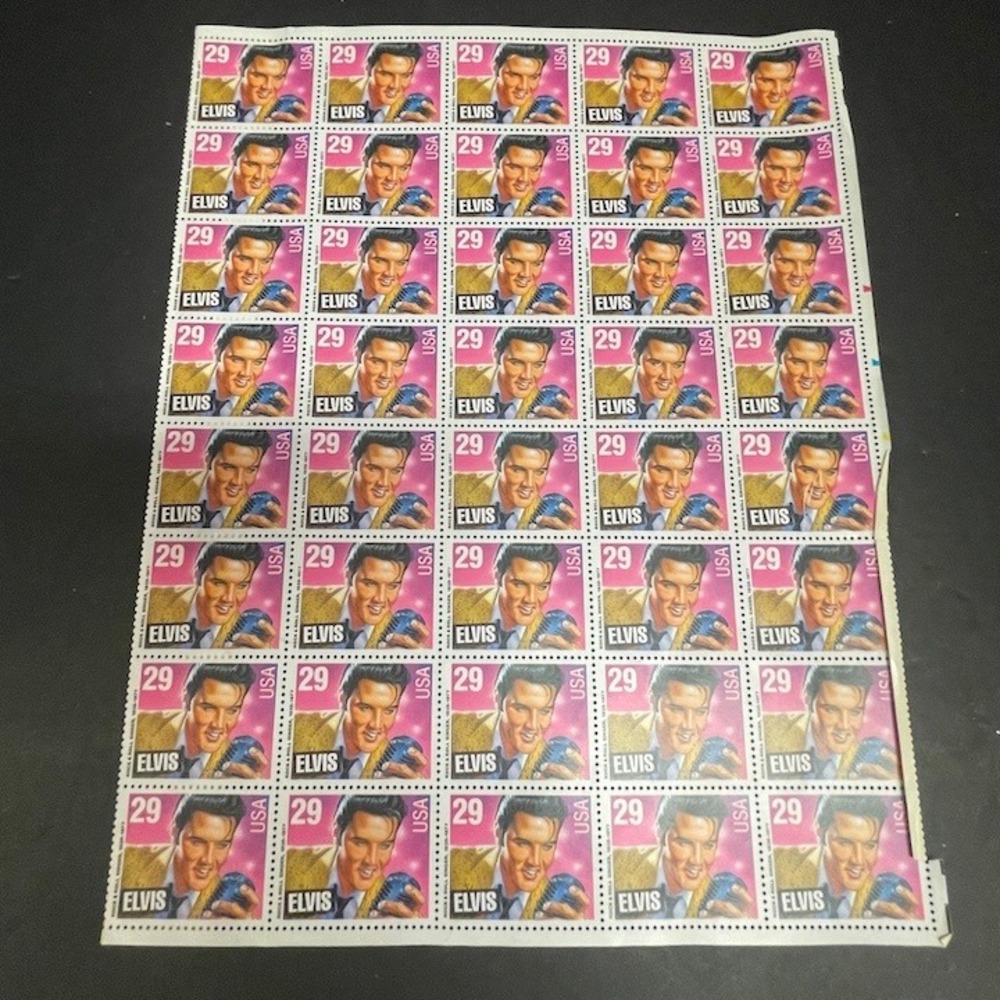 Vintage 1993 Elvis Presley USPS Commemorative Stamp Sheet Mint 40 Stamps